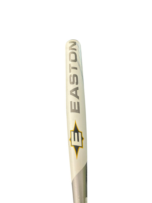 Vist Large View of Product Image Which is Used Easton CYCLONE BB/SB Slowpitch Bat 34"