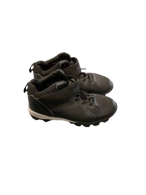 Vist Large View of Product Image Which is Used Riddell Jr FB Cleats Black Junior 03.5