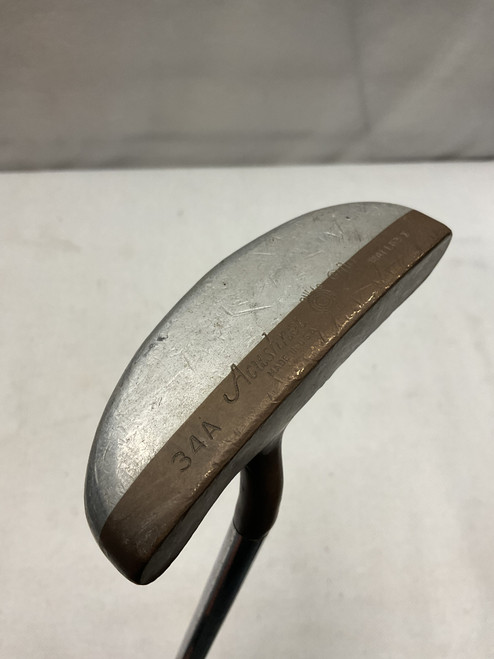 Vist Large View of Product Image Which is Used Acushnet BULLS EYE 34A MALLET 1 Mens Putter RH