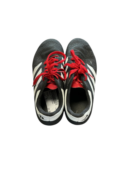 Used Soccer Turf Shoes Black Junior 03 11892-S000023721 Vist Large View of Product Image Which is Used Soccer Turf Shoes Black Junior 03