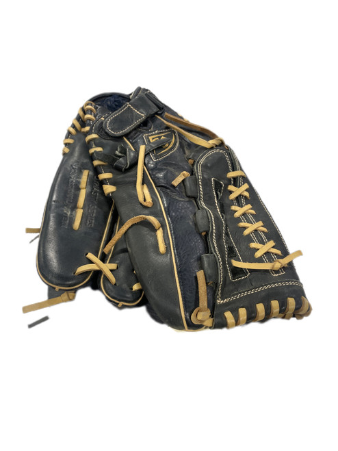 Vist Large View of Product Image Which is Used Louisville Slugger DY14-BK BB/SB Glove RH Throw Black 14"