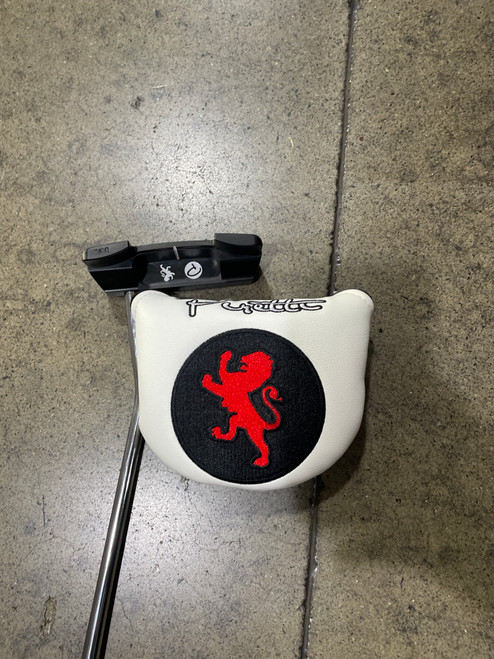 Vist Large View of Product Image Which is Used PIRETTI RIMINI 303SS Mens Putter LH
