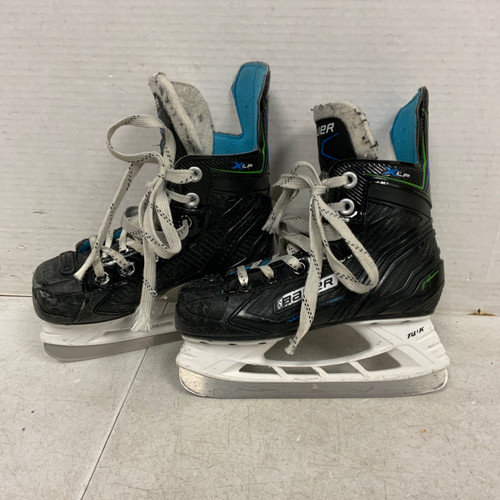 Vist Large View of Product Image Which is Used Bauer XLP Youth Hockey Skate Youth 11.0