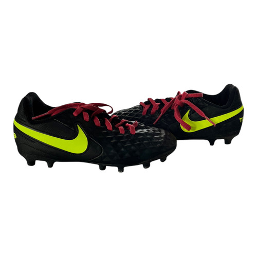 Vist Large View of Product Image Which is Used Nike Soccer Cleats Black Junior 01