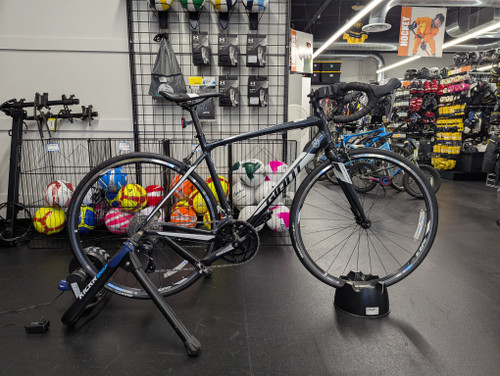 Vist Large View of Product Image Which is Used Giant CONTEND 3 Road Bike Mens Black 54-55cm - MD Frame