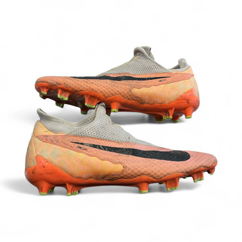 Vist Large View of Product Image Which is Used Adidas Soccer Cleats Orange Senior 9