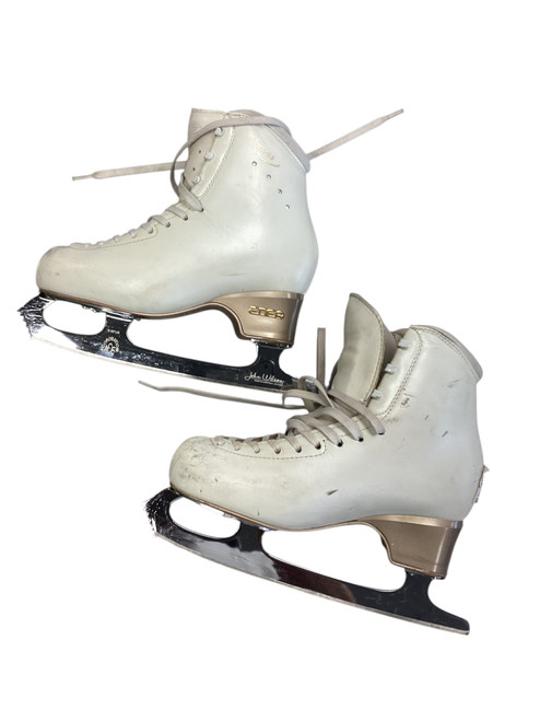 Vist Large View of Product Image Which is Used EDEA CHORUS Girls Figure Skate White Junior 04