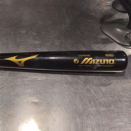 Vist Large View of Product Image Which is Used Mizuno MZB62 BB/SB Wood Bat 34"
