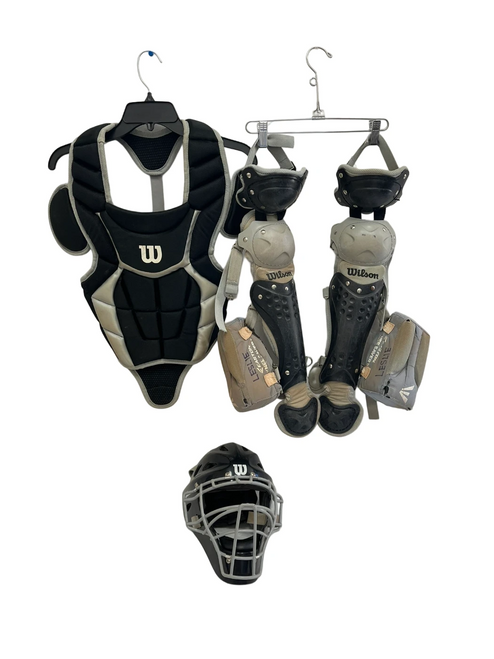 Used Wilson C200 Youth 9-12 Catchers Set Black 11692-S000143175 Vist Large View of Product Image Which is Used Wilson C200 Youth 9-12 Catchers Set Black