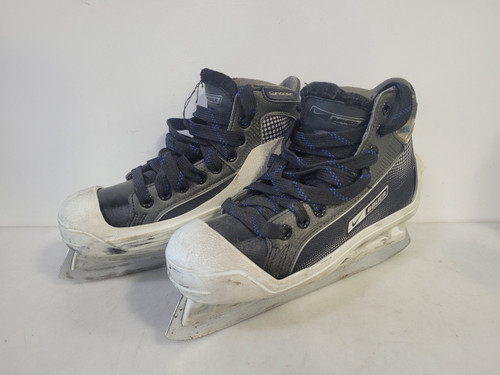 Vist Large View of Product Image Which is Used Bauer SUP ONE55 Junior Goalie Skate Junior 03.5