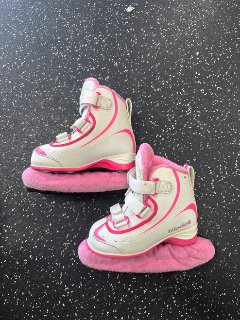 Vist Large View of Product Image Which is Used Riedell SOAR Girls Figure Skate Pink Youth 10.0