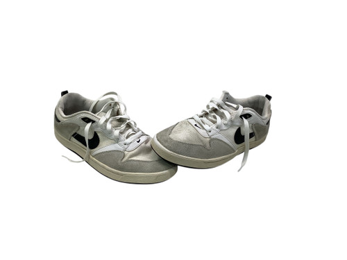 Used Nike Basketball Shoes M Grey Senior 7 11347-S000257931 Vist Large View of Product Image Which is Used Nike Basketball Shoes M Grey Senior 7