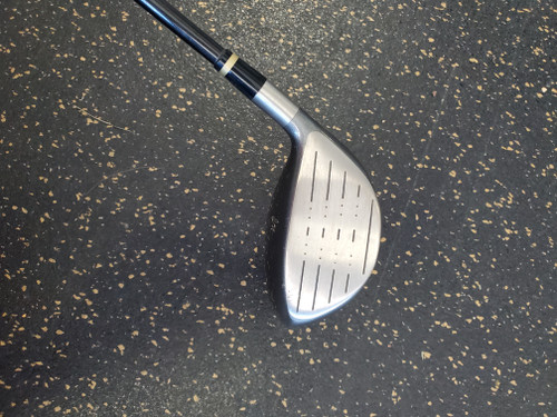 Used Cobra GRAVITY BACK 7.5 1W Mens Driver RH 7.5 Degree 10047-S000477031 Vist Large View of Product Image Which is Used Cobra GRAVITY BACK 7.5 1W Mens Driver RH 7.5 Degree
