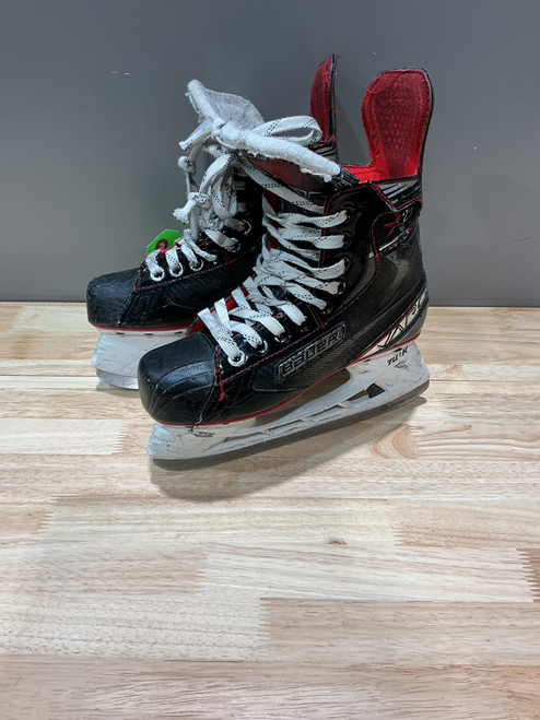 Vist Large View of Product Image Which is Used Bauer VAPOR X2.7 Junior Hockey Skate Junior 04