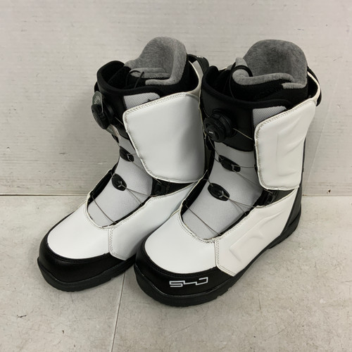 Vist Large View of Product Image Which is New VENOM UNISEX 8