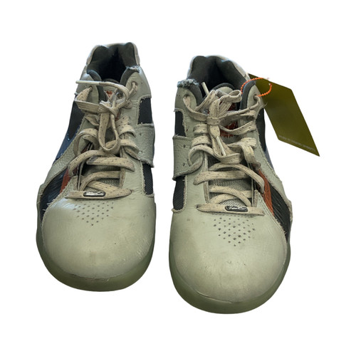 Vist Large View of Product Image Which is Nike Basketball Shoes M White Senior 7.5