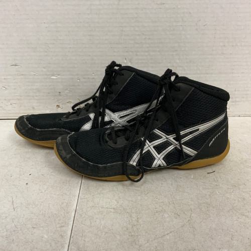 Used Asics Wrestling Shoes Black Junior 04 11762-S000070277 Vist Large View of Product Image Which is Used Asics Wrestling Shoes Black Junior 04