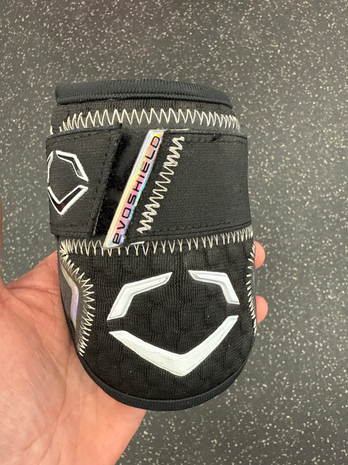 Vist Large View of Product Image Which is Used Evoshield BB/SB Elbow Protector Black