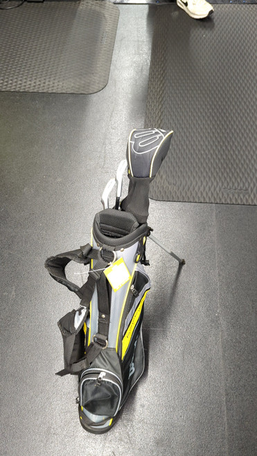 Vist Large View of Product Image Which is Used Wilson JR PROFILE Jr Package Set RH Black 6 Piece