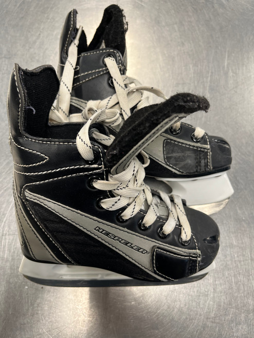 Vist Large View of Product Image Which is Used Hespeler ROGUE SKATES Youth Hockey Skate Youth 12.0