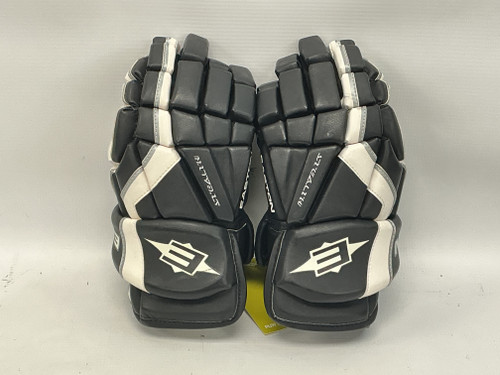 Vist Large View of Product Image Which is Used Easton S5 Junior Gloves Black 11"