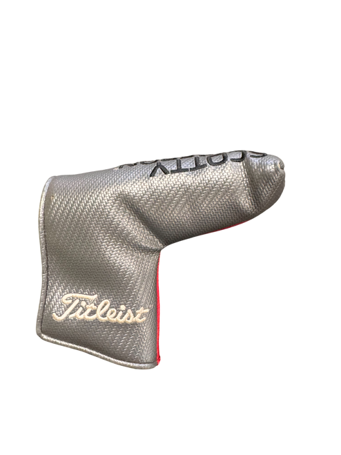 Vist Large View of Product Image Which is Used Titleist MILLED PUTTERS HEAD COVER Grey