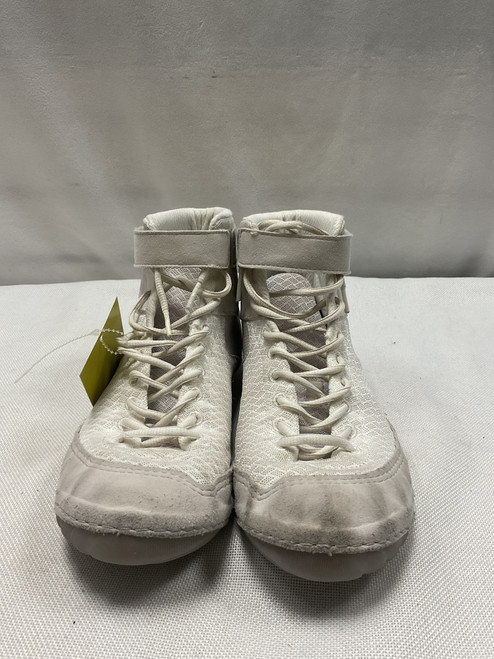 Used Rudis Wrestling Shoes White Senior 9.5 11490-S000266706 Vist Large View of Product Image Which is Used Rudis Wrestling Shoes White Senior 9.5