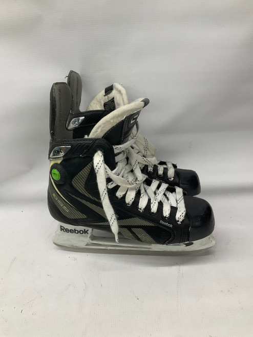 Vist Large View of Product Image Which is Used Reebok 9K SKATES Junior Hockey Skate Black Junior 05.5