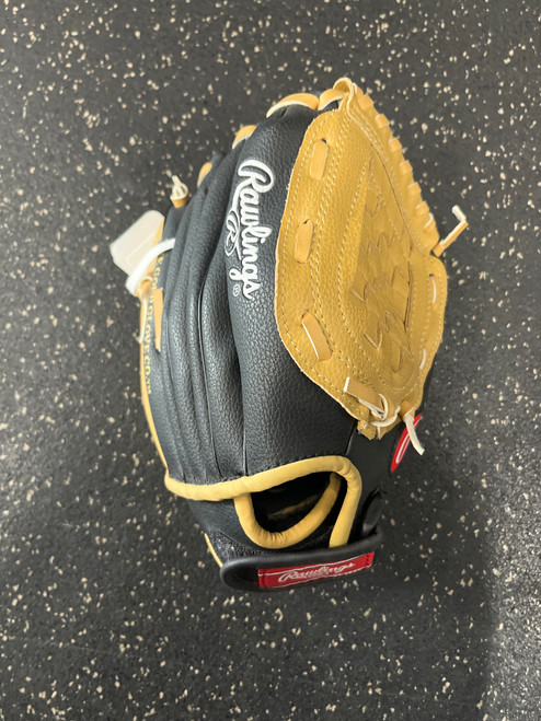 Vist Large View of Product Image Which is Used Rawlings PL105BBC BB/SB Glove RH Throw Black 10 1/2"