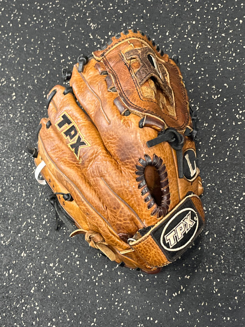 Vist Large View of Product Image Which is Used Louisville Slugger OS1200 BB/SB Glove RH Throw Brown 12"