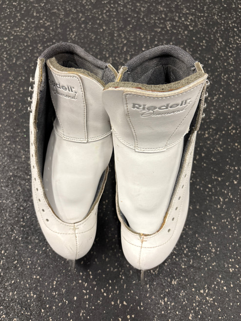 Vist Large View of Product Image Which is Used Riedell DIAMOND 133 WHITE WIDE WomensFigure Skate White Senior 5