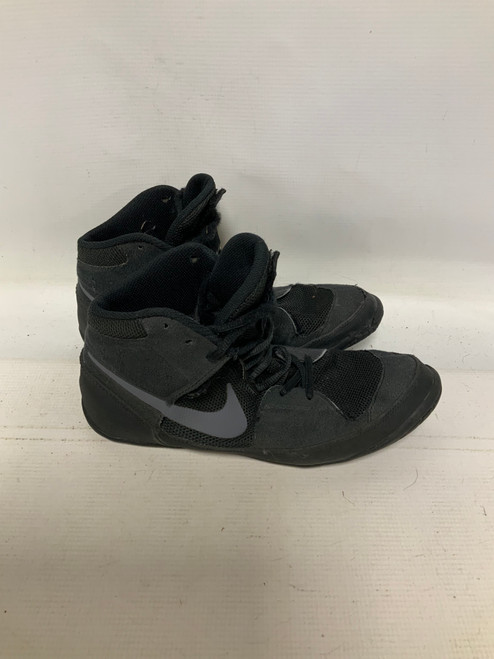 Vist Large View of Product Image Which is Used Nike Wrestling Shoes Black Senior 10.5