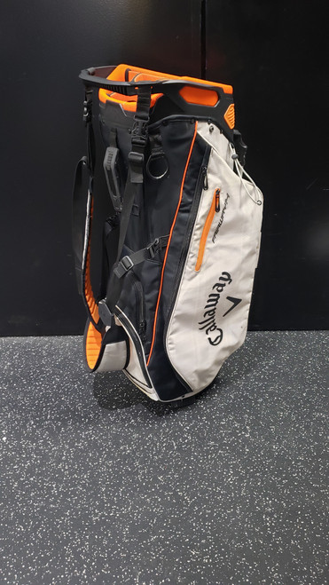 Vist Large View of Product Image Which is Used Callaway FAIRWAY 14 Mens Stand Bag White