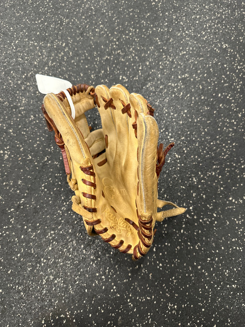 Used Rawlings GGE112PTC BB/SB Glove RH Throw Tan 11 1/4" 11726-S000288357 Vist Large View of Product Image Which is Used Rawlings GGE112PTC BB/SB Glove RH Throw Tan 11 1/4"