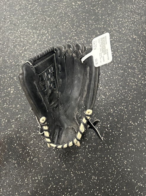 Vist Large View of Product Image Which is Used Mizuno GPM 1301 BB/SB Glove RH Throw Black 13"