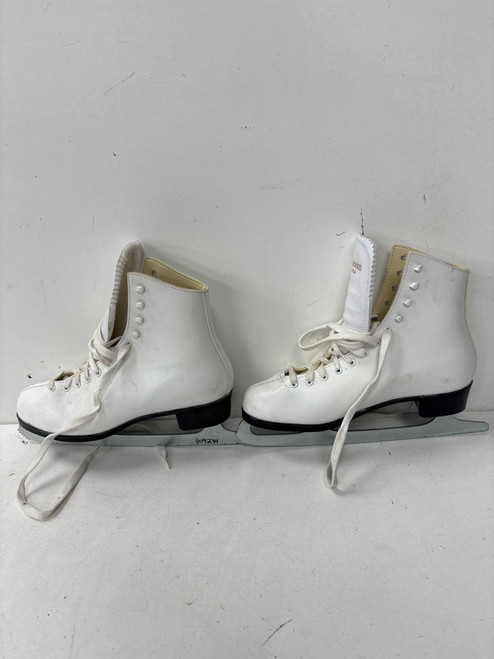 Vist Large View of Product Image Which is Used DOMINION CANADA WomensFigure Skate White Senior 9