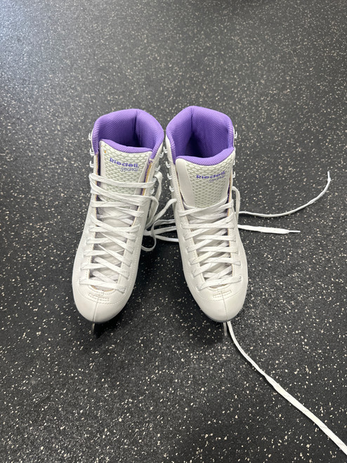 Vist Large View of Product Image Which is Used Riedell SPARKLE WomensFigure Skate White Senior 9