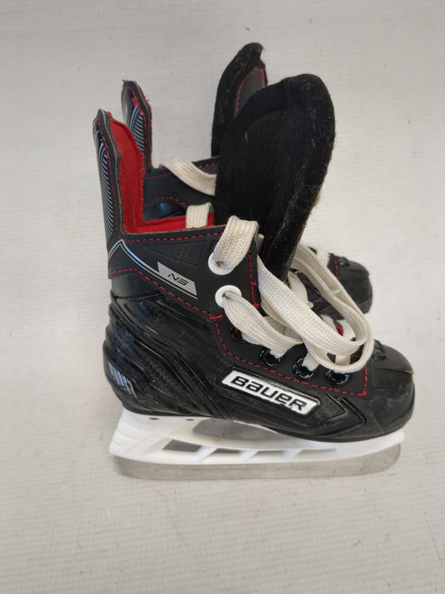 Vist Large View of Product Image Which is Used Bauer NS Youth Hockey Skate Youth 06.0