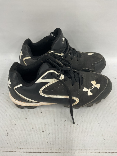 Vist Large View of Product Image Which is Used Under Armour TURF BB/SB Cleats Black Junior 05