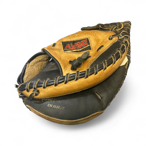 Used All-Star CM1010BT BB/SB Catchers RH Throw Brown 32" 11735-S000354893 Vist Large View of Product Image Which is Used All-Star CM1010BT BB/SB Catchers RH Throw Brown 32"