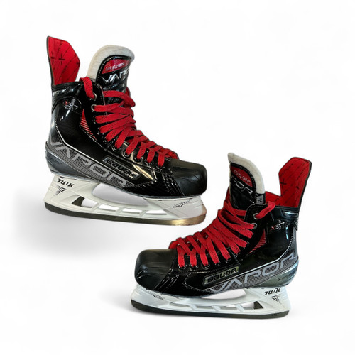 Vist Large View of Product Image Which is Used Bauer VAPOR X3.7 Senior Hockey Skate Senior 9.5