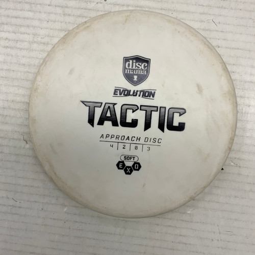 Used Discmania EXO TACTIC Disc Golf Mid Range White 174g 11762-S000070380 Vist Large View of Product Image Which is Used Discmania EXO TACTIC Disc Golf Mid Range White 174g