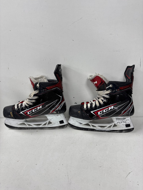 Vist Large View of Product Image Which is Used CCM JETSPEED FT2 Junior Hockey Skate Junior 05.5