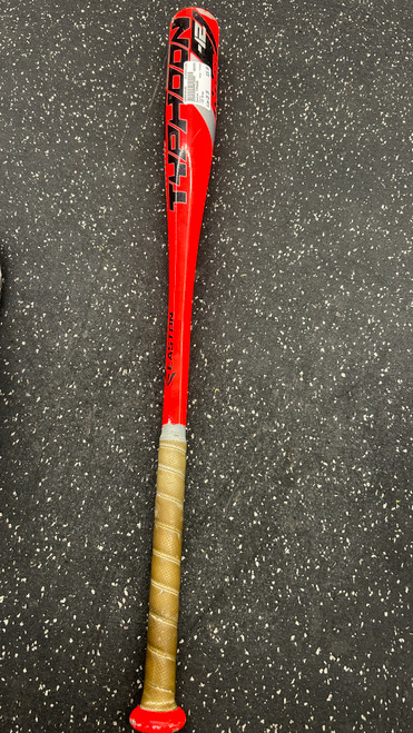 Vist Large View of Product Image Which is Used Easton TYPHOON BB/SB USA 2 1/4 Bat 28"