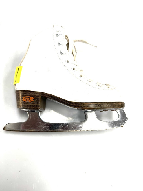 Used Riedell FIGURE Girls Figure Skate White Youth 11.0 11860-S000300048 Vist Large View of Product Image Which is Used Riedell FIGURE Girls Figure Skate White Youth 11.0