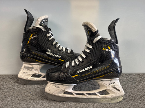 Vist Large View of Product Image Which is Used Bauer SUPREME M5 PRO SKATES Intermediate Hockey Skate Intermediate 4.0