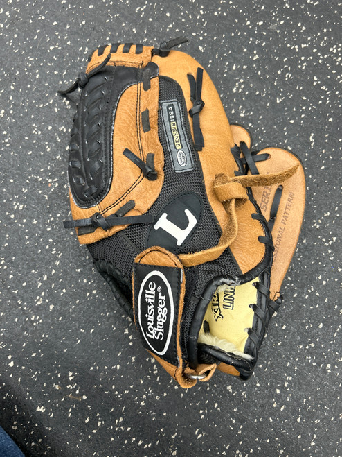 Vist Large View of Product Image Which is Used Louisville Slugger GEN1150BM BB/SB Glove RH Throw Brown 11 1/2"
