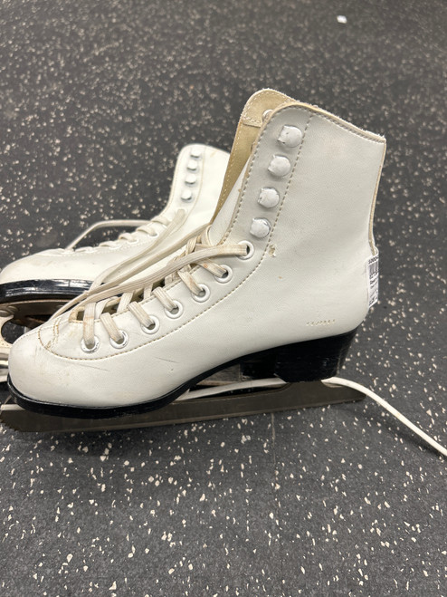 Vist Large View of Product Image Which is Used American Athletic Girls Figure Skate White Junior 01