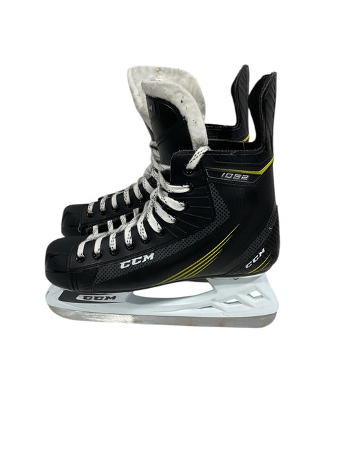 Vist Large View of Product Image Which is Used CCM 1052 Senior Hockey Skate Senior 10