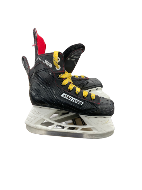 Vist Large View of Product Image Which is Used Bauer NS Junior Hockey Skate Junior 01